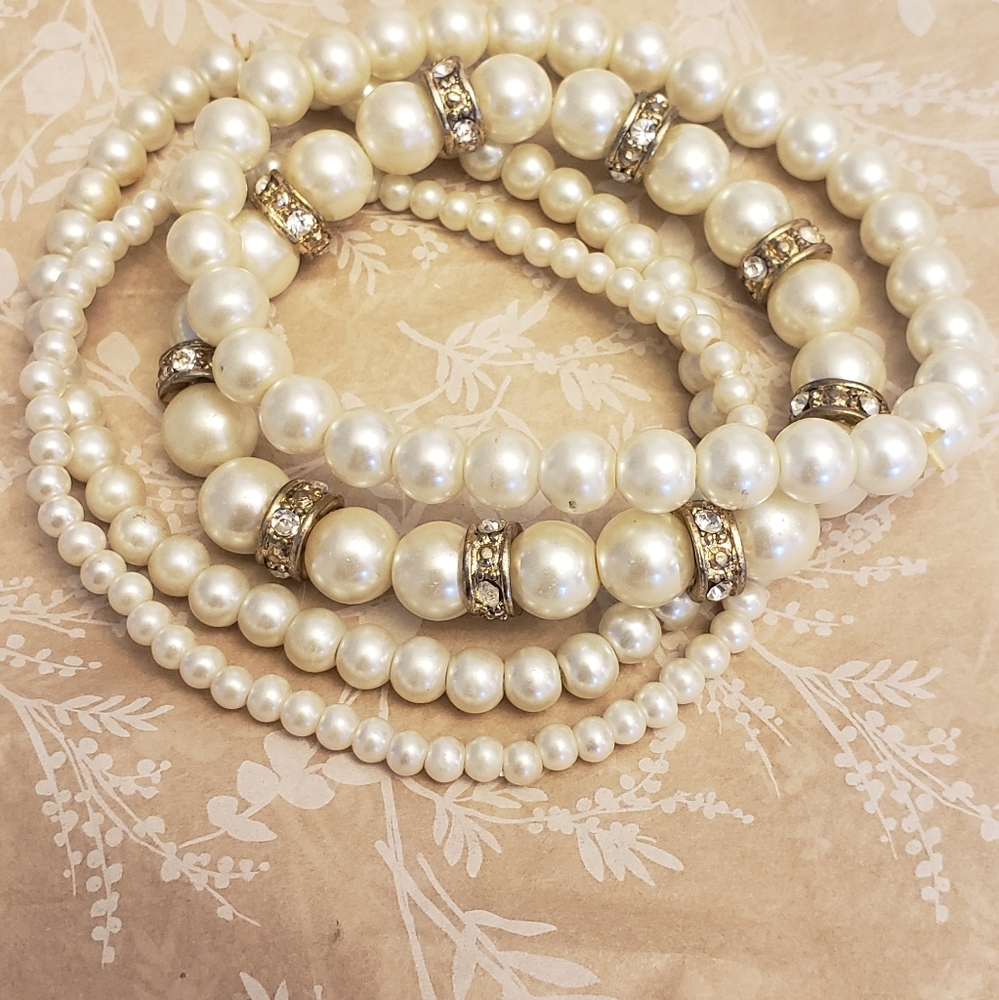 Stacking stretchy faux pearl and crystal bracelets. Set of 4.